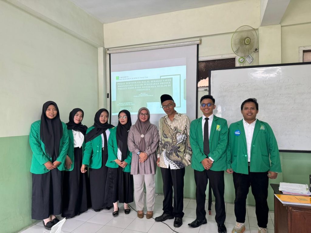 Pelaksanaan Ujian Seminar Proposal Mahasiswa Program Studi Ekonomi Syariah FEB Universitas Raden Rahmat Malang